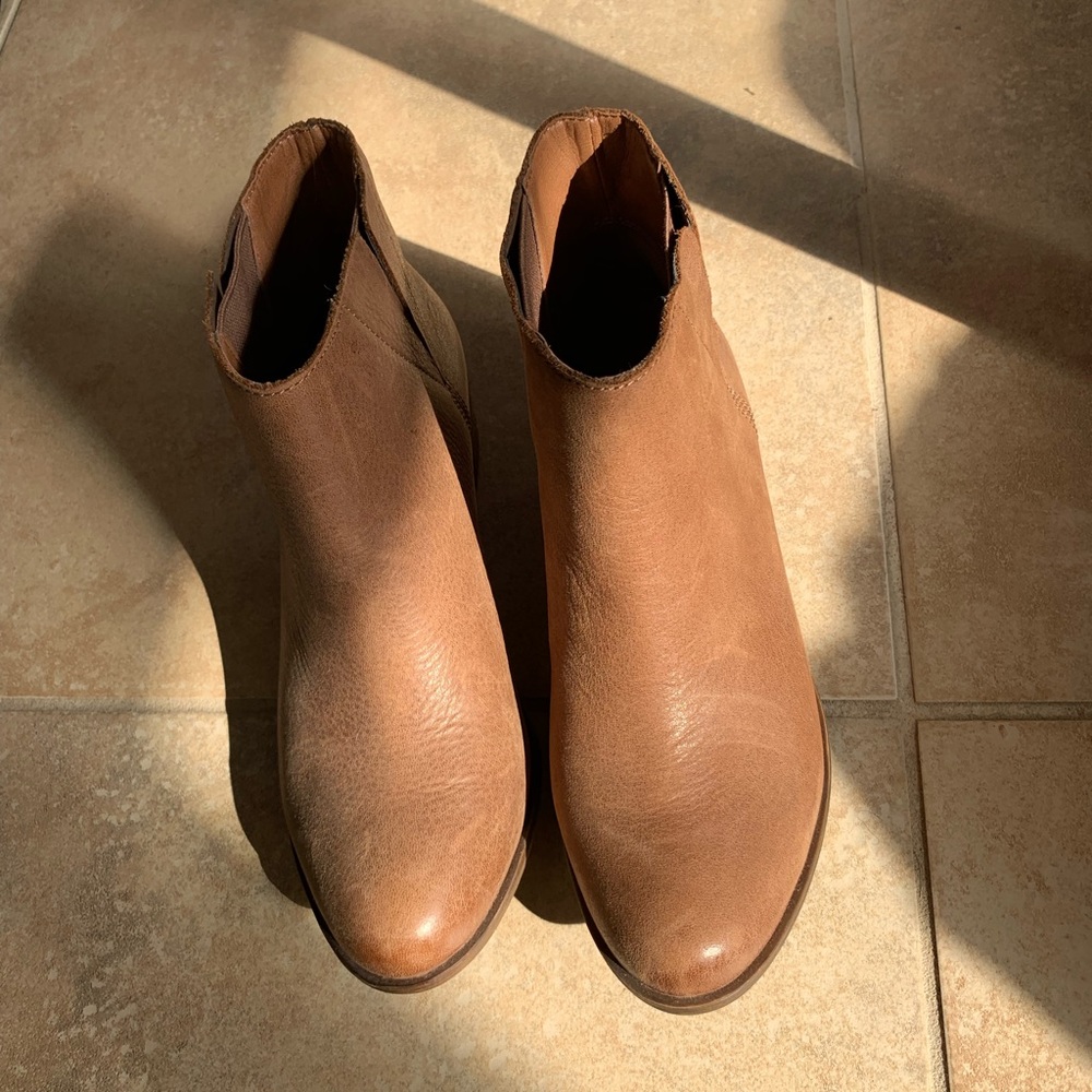 LUCKY BRAND leather ankle boots